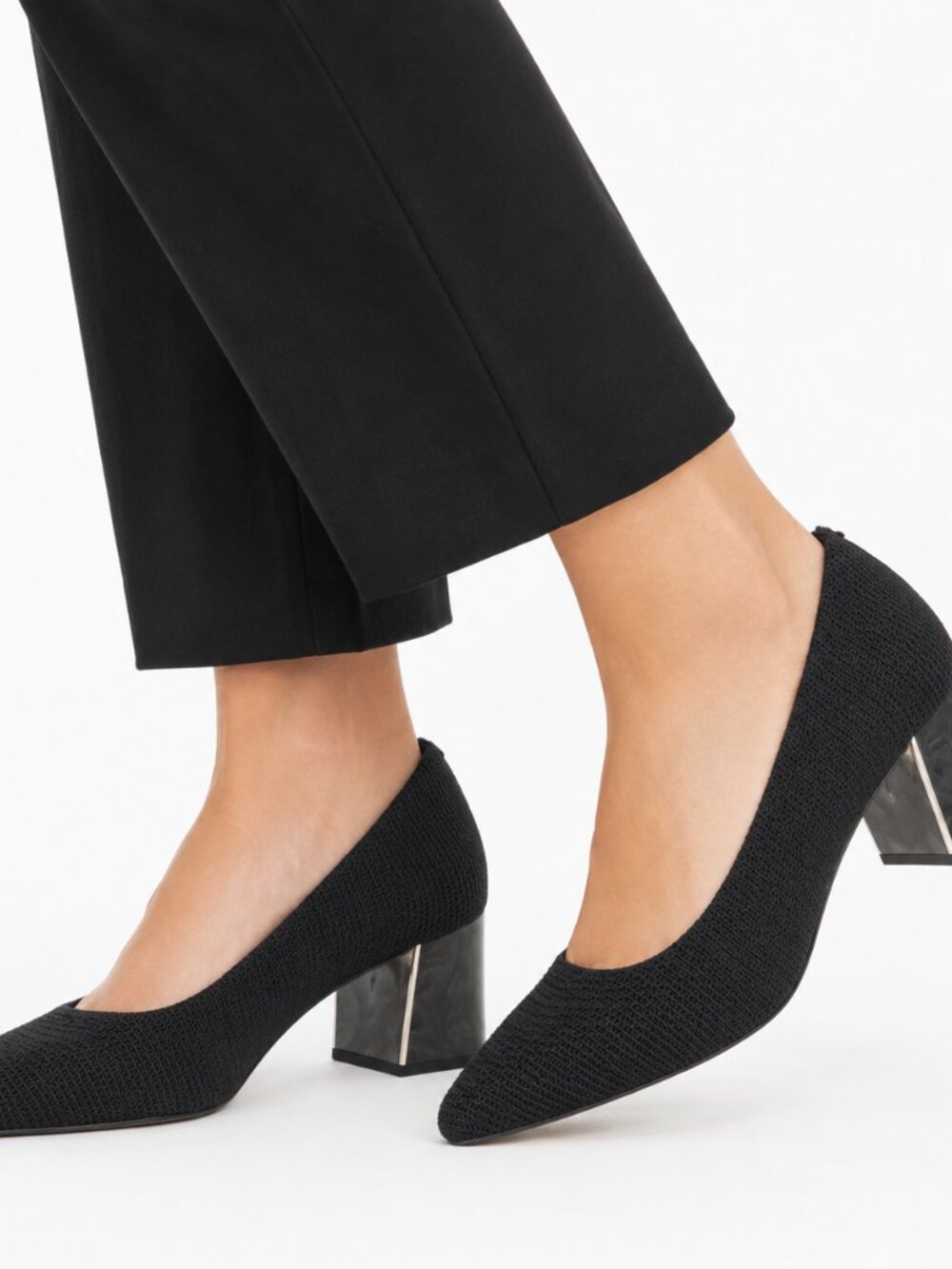 Donald Pliner Suzette Heels Black Stretch Pointed Toe Block‎ Heel Womens 10